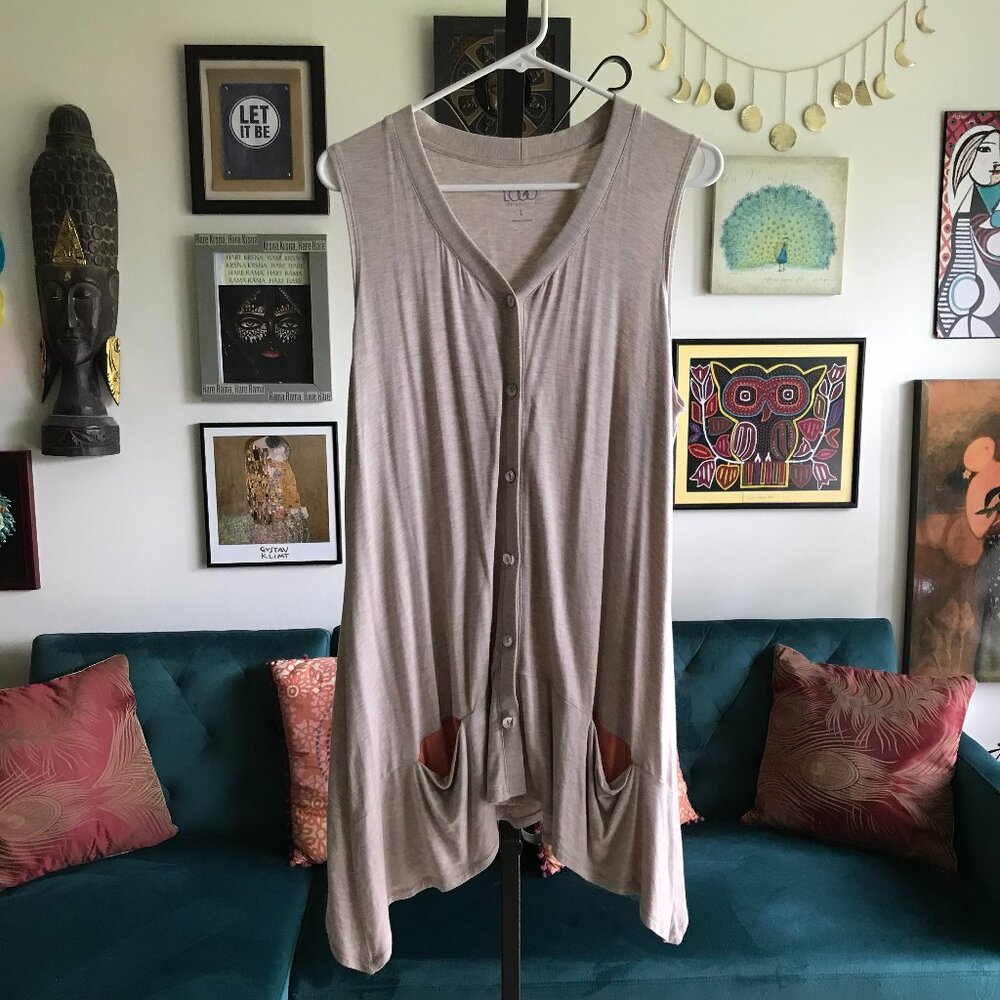 LOGO Lori Goldstein size L Oatmeal Heather Button Front Sleeveless Top Vest